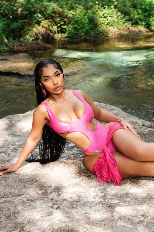 ‘She’s Exotic’ Bikini Set